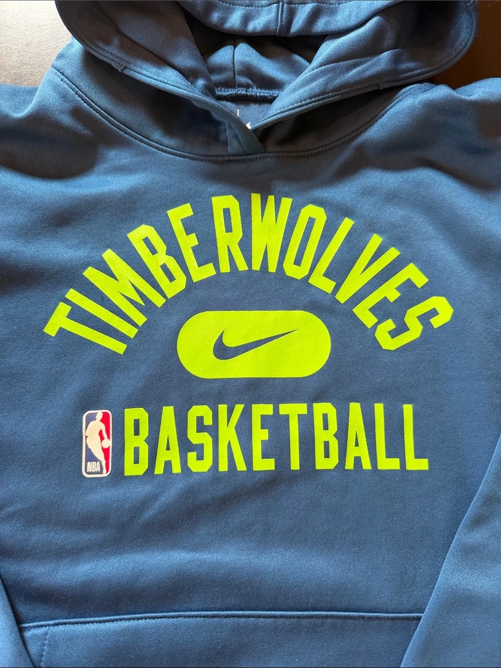 Nike Minnesota Timberwolves basketball hoodie boys medium 10/12